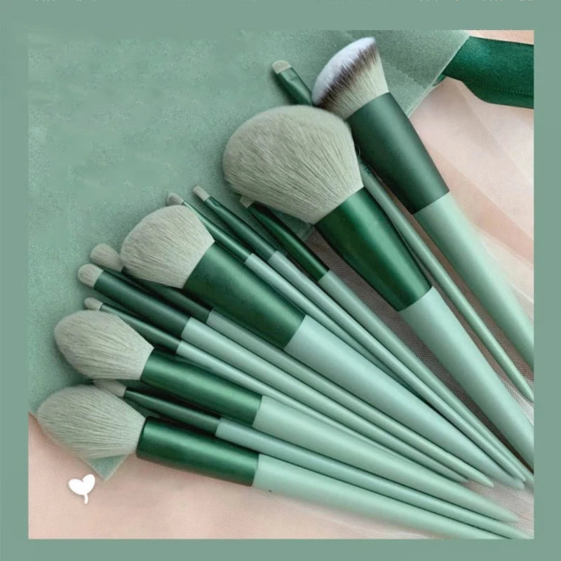 Soft Fluffy Makeup Brushes Set